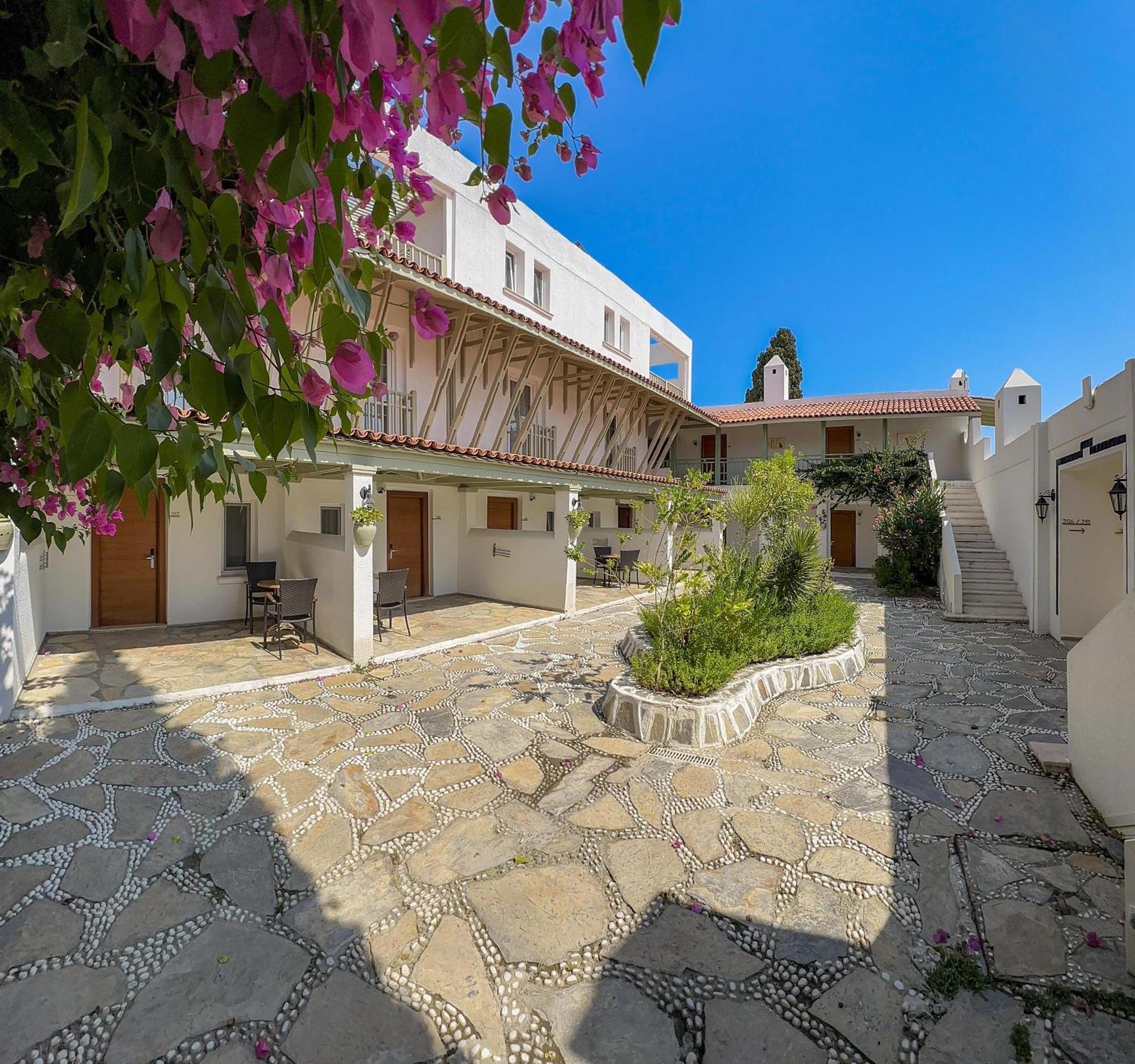 Manastir Hotel & Suites Bodrum Екстериор снимка