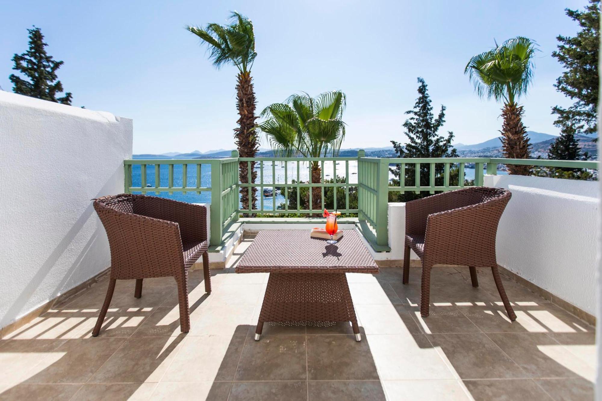 Manastir Hotel & Suites Bodrum Екстериор снимка