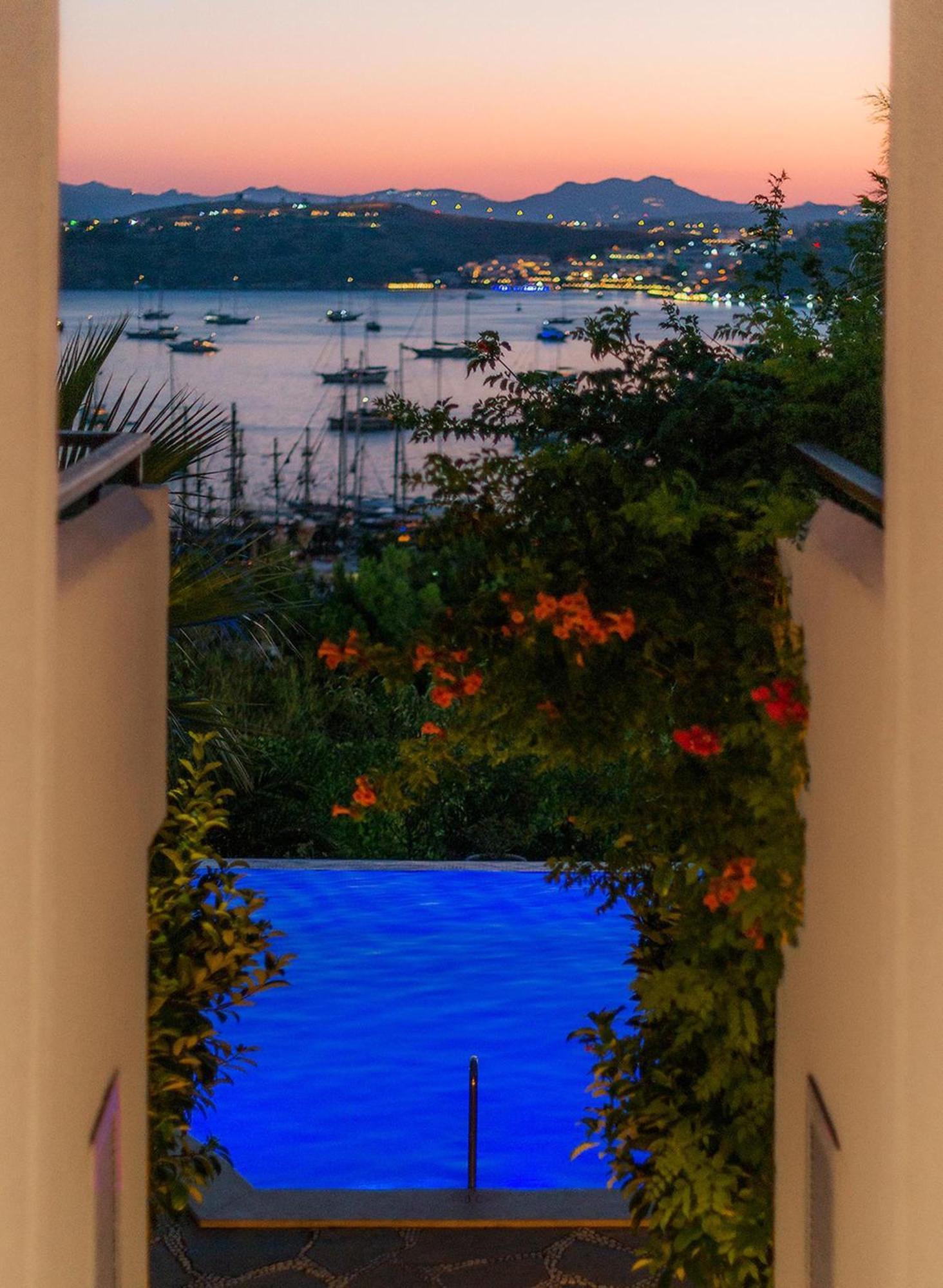 Manastir Hotel & Suites Bodrum Екстериор снимка
