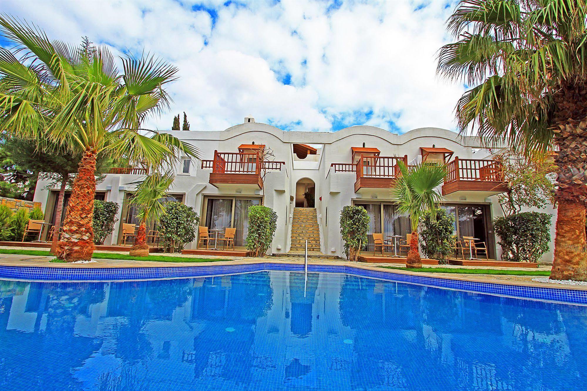 Manastir Hotel & Suites Bodrum Екстериор снимка